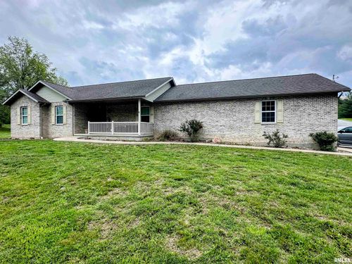 4111 Evergreen Ln, Pinckneyville, IL, 62274-2646 | Card Image