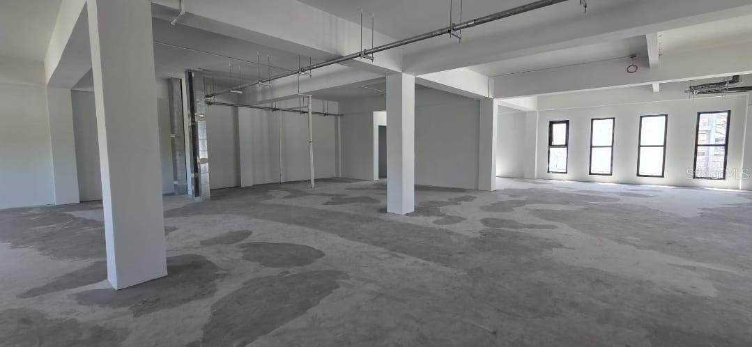 Commercial Lease en alquiler en SAN JUAN, 656 RH TODD