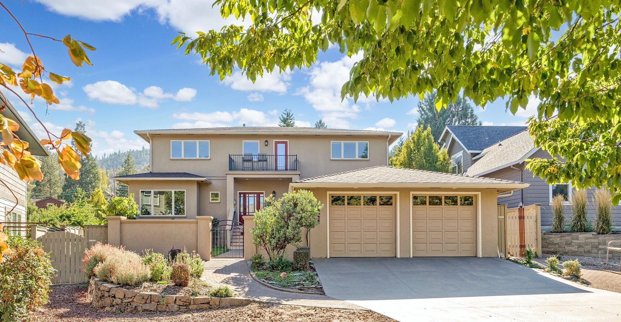 Ross Ln, Ashland, OR 97520
