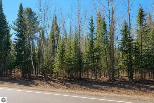 * Kingsley Rd, Kingsley, MI, 49649-9410 | Card Image
