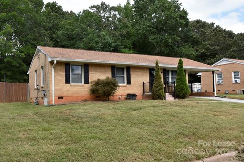 318 Fulton St, Kings Mountain, NC, 28086-2325 | Card Image