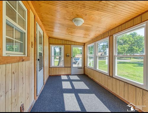 1461 W Temperance Rd, Temperance, MI, 48182-9468 | Card Image