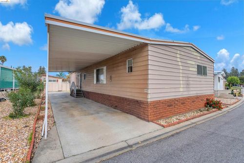 5450 5450 Monterey Hwy, San Jose, CA, 95111 | Card Image