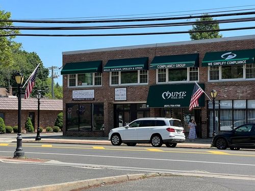 52-52 Broadway, Greenlawn, NY, 11740-1399 | Card Image