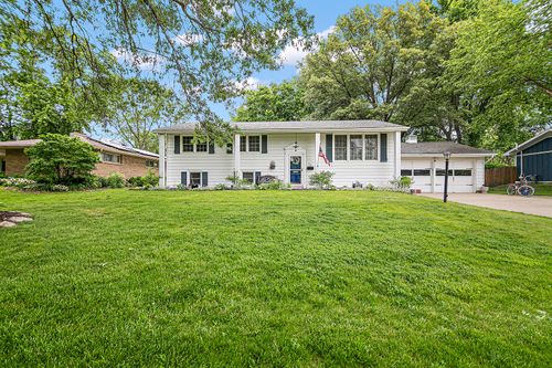 248 Vine St, Manteno, IL, 60950-1050 | Card Image