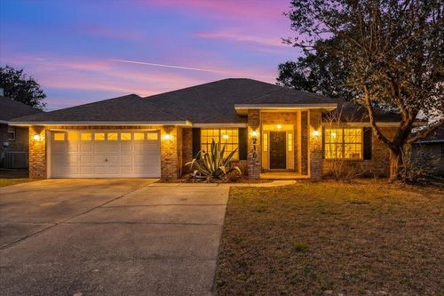 210 Citadel Ln, Crestview, FL, 32539-4359 | Card Image