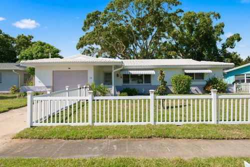 700 Gershwin Dr, LARGO, FL, 33771-1513 | Card Image