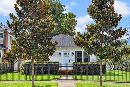 1545 Arlington St, Houston, TX, 77008-4524 | Card Image
