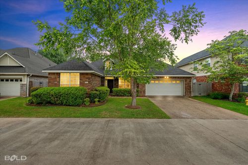 8117 Captain Mary Miller Dr, Shreveport, LA, 71115-2982 | Card Image