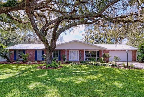12040 Riverhills Dr, TAMPA, FL, 33617-1742 | Card Image