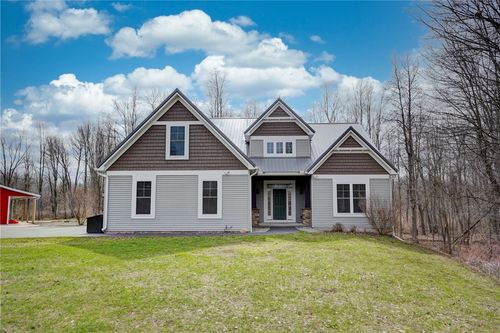 16010 Brown Schoolhouse Rd, Holley, NY, 14470-9712 | Card Image