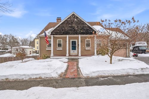 77 Carter St, Leominster, MA, 01453-4359 | Card Image