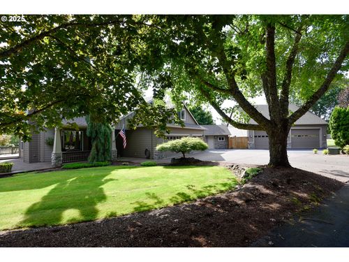 18214 S Brookstone Dr, Oregon City, OR, 97045-6778 | Card Image