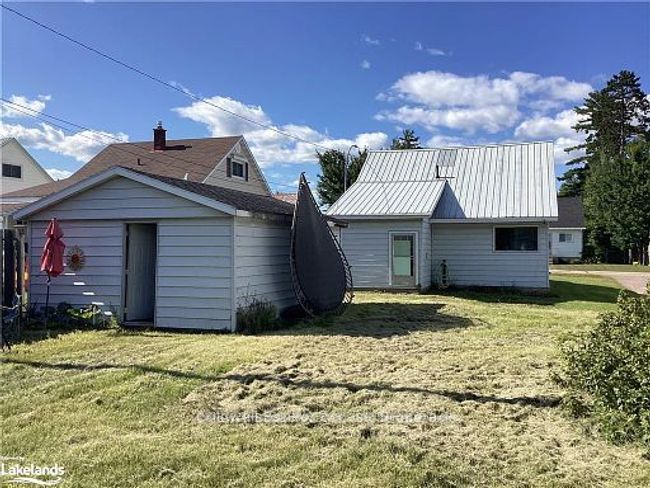 11 Laurentian St, House other with 4 bedrooms, 1 bathrooms and 2 parking in Deep River ON | Image 43