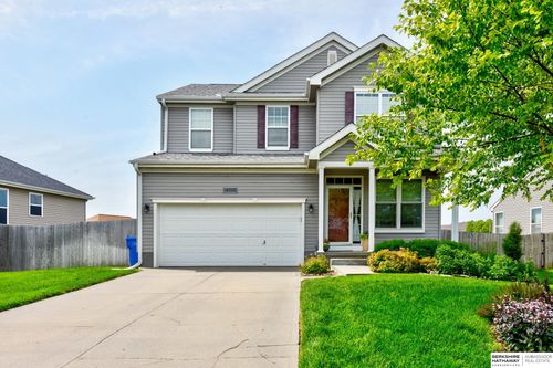 16501 Aurora St, Omaha, NE, 68136-4311 | Card Image