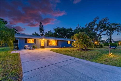 1211 Cypress Ave, VENICE, FL, 34285-7904 | Card Image