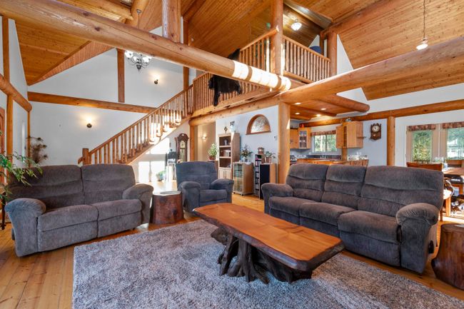 857 Myng Crescent, House other with 3 bedrooms, 2 bathrooms and null parking in Harrison Hot Springs BC | Image 7