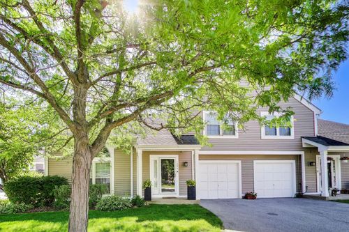 1204 Knollwood Dr, Palatine, IL, 60067-2073 | Card Image