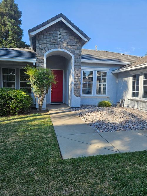 3308 Chandon Dr, Modesto, CA, 95355-8477 | Card Image