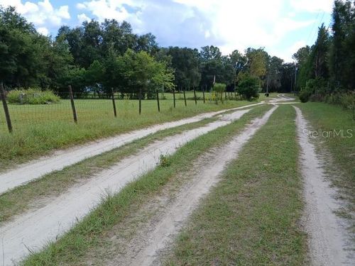 6104 Nw 268th Ter, Newberry, FL, 32669-2433 | Card Image