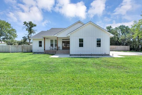 413 S Cranmer St, Conway Springs, KS, 67031-8292 | Card Image