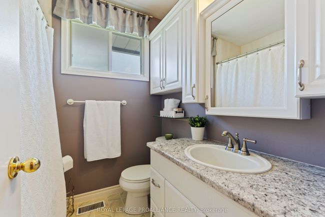 109 Old Madoc Rd, House other with 3 bedrooms, 1 bathrooms and 10 parking in Foxboro ON | Image 23
