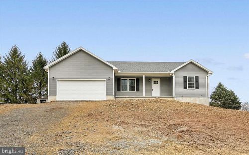 1013 Indian Dr, AUBURN, PA, 17922-9217 | Card Image