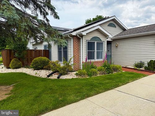 41 Abbey Ct, CARLISLE, PA, 17015-4370 | Card Image