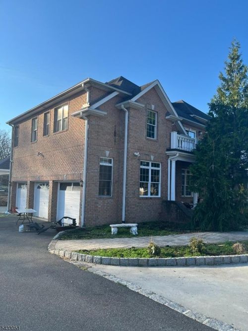 19 Violet Trl, Lafayette, NJ, 07848-2203 | Card Image