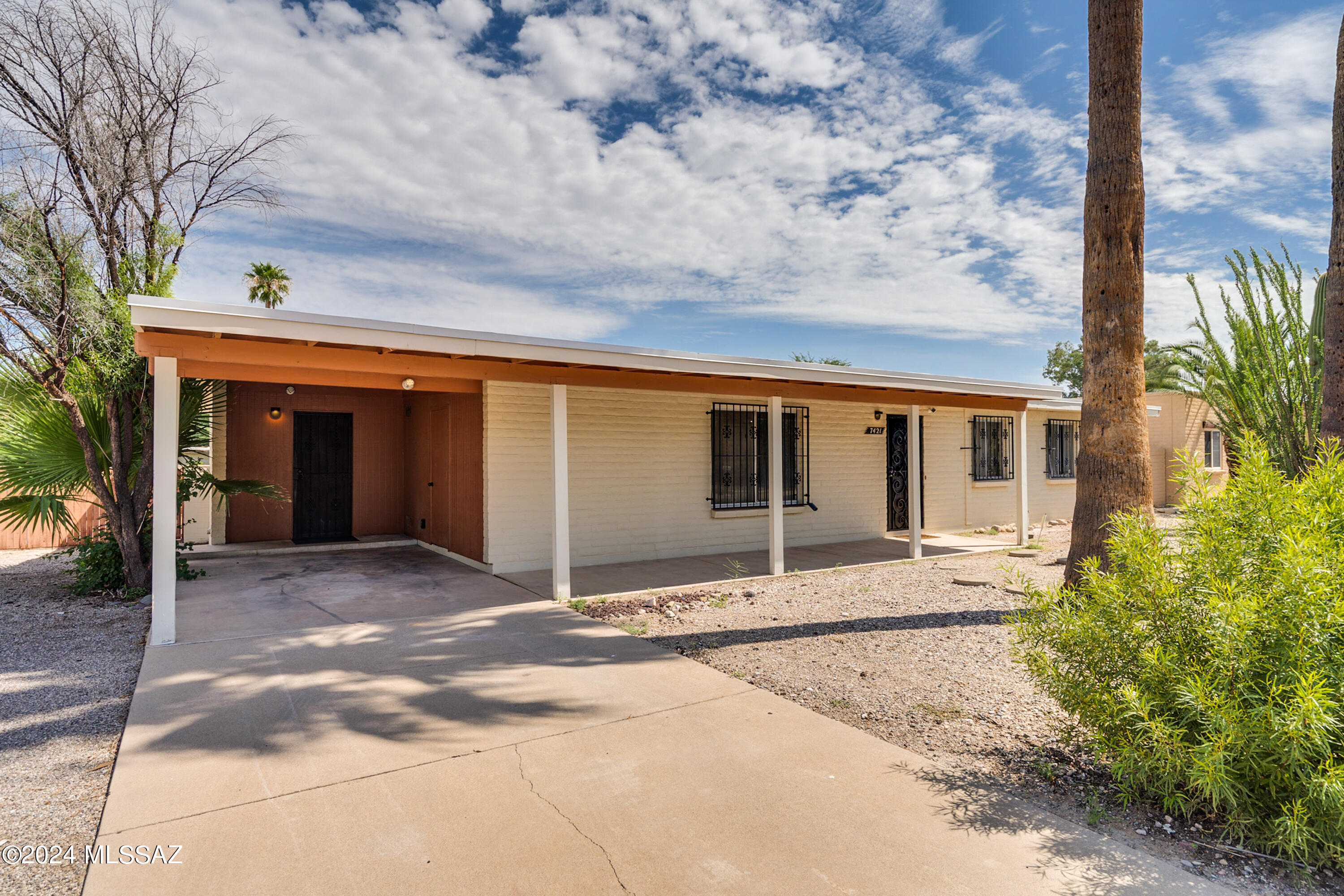 Brooks Dr, Tucson, AZ 85730