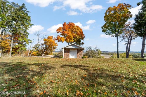 920 Boonville Rd, Jefferson City, MO, 65109-0829 | Card Image