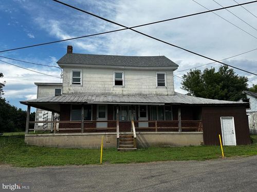 224 Middle Rd, CATAWISSA, PA, 17820-8755 | Card Image