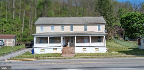 327-329 West Main St., Everett, PA, 15537 | Card Image