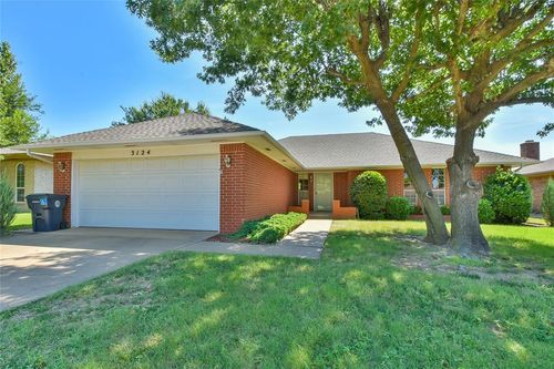 3124 N Glade Ave, Bethany, OK, 73008-3630 | Card Image