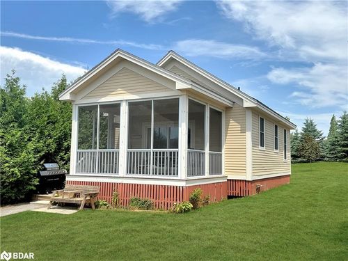 27-13 Butternut Lane, Prince Edward, ON, K0K1P0 | Card Image