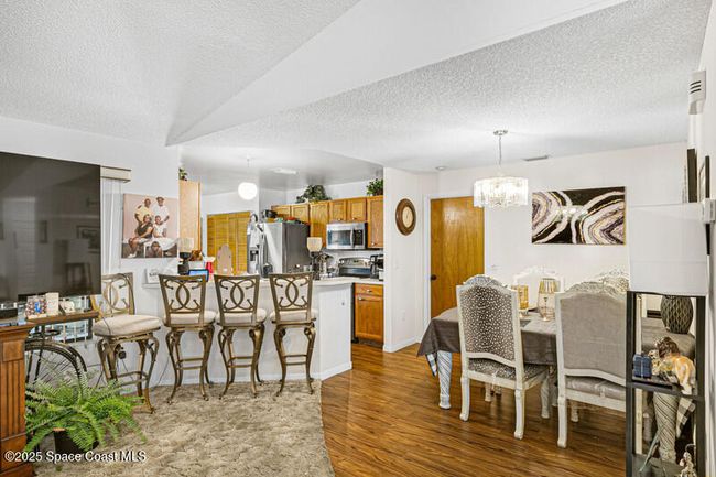618 Americana Blvd Ne, House other with 3 bedrooms, 2 bathrooms and null parking in Palm Bay FL | Image 12
