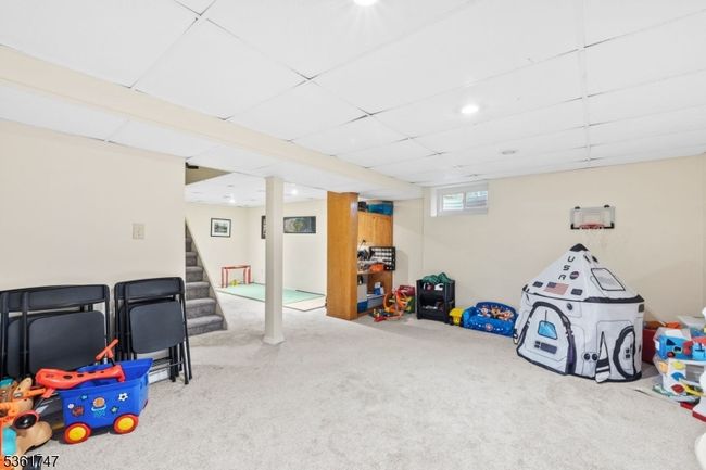 17 Friar Rd, House other with 4 bedrooms, 2 bathrooms and null parking in Morris Plains NJ | Image 34