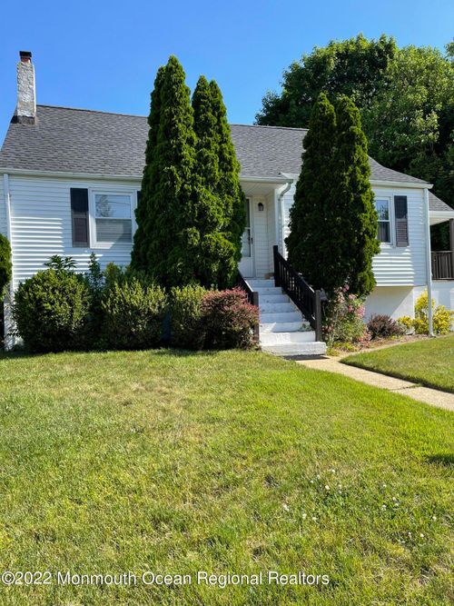 17 Clarence Ave, Long Branch, NJ, 07740-4818 | Card Image