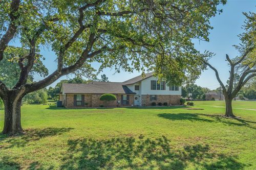 115 N Woodland Trl, Double Oak, TX, 75077-8256 | Card Image