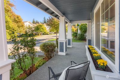 9409 Point Avenue Se, House other with 4 bedrooms, 3 bathrooms and 2 parking in Snoqualmie WA | Image 2