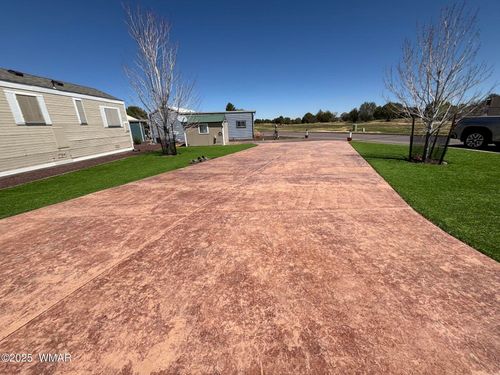 235-1850 Par Cir, Show Low, AZ, 85901 | Card Image