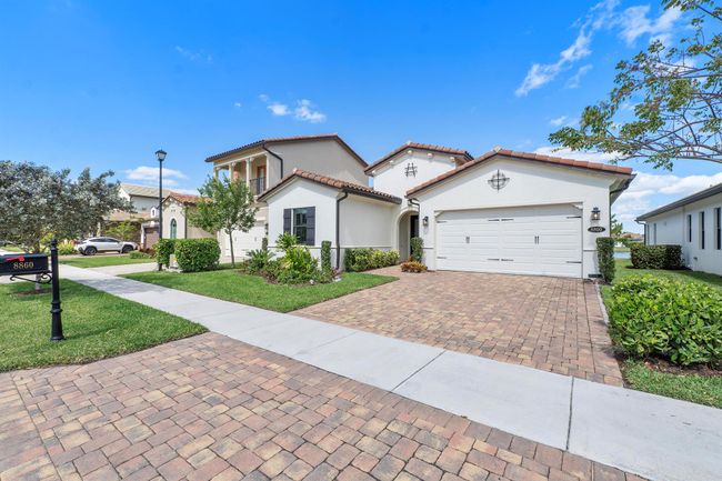 8860 Grand Prix Lane, House other with 3 bedrooms, 2 bathrooms and null parking in Boynton Beach FL | Image 7