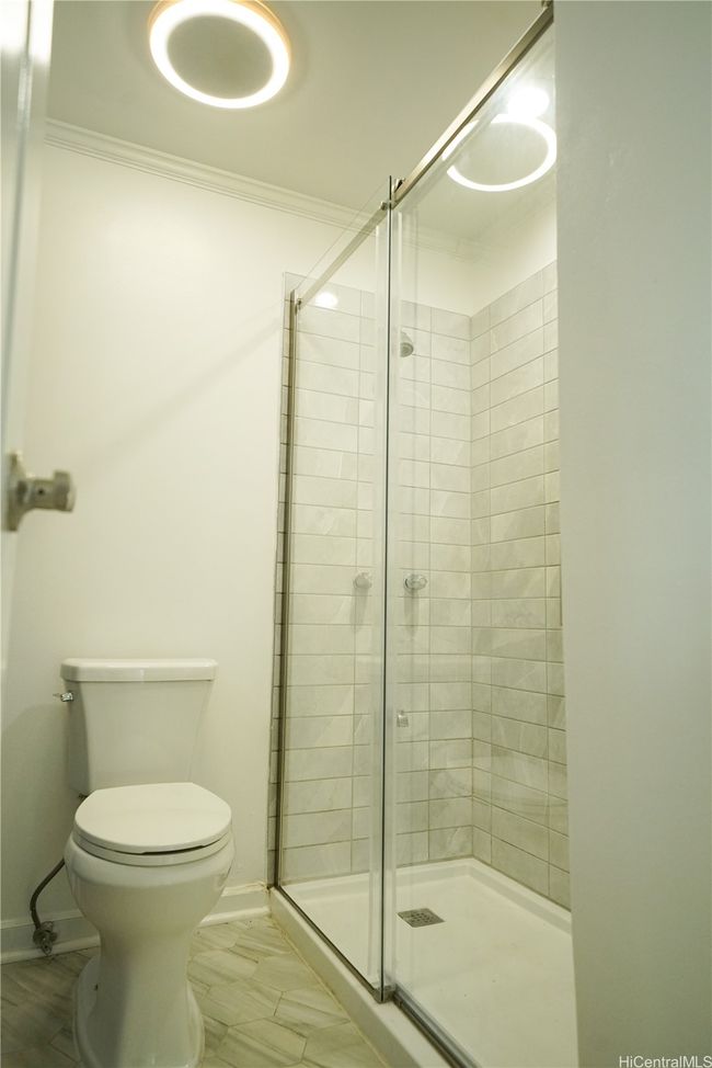 APT-1034 - 94-539 Makohilani St, Condo with 2 bedrooms, 1 bathrooms and 2 parking in Mililani HI | Image 9