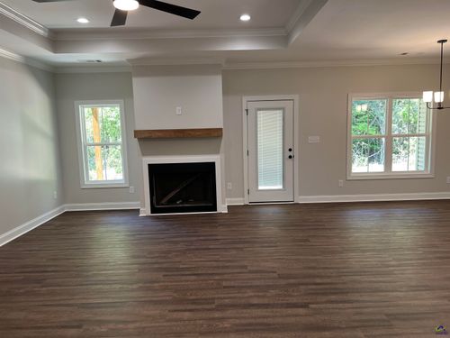 175 Wood Oak Cir, cochran, GA, 31014-8234 | Card Image