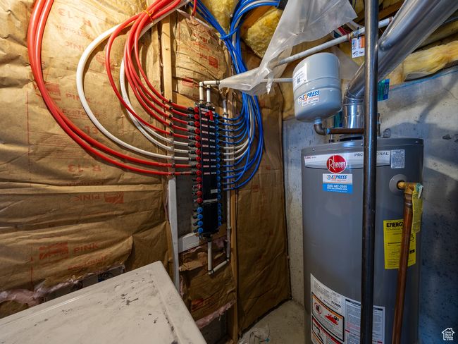 Utilities with gas water heater | Image 25