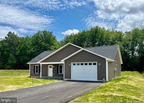 105 14th St, GROTTOES, VA, 24441-2024 | Card Image