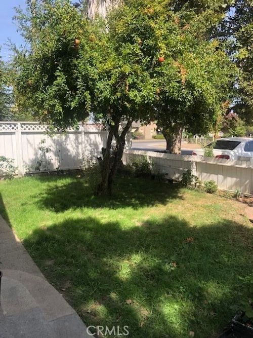 1505 Victoria Dr, Modesto, CA, 95351-2353 | Card Image