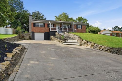 7273 Birchwood Dr, West Chester, OH, 45069-3058 | Card Image