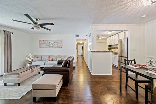 5c-725 Dalrymple Rd, Atlanta, GA, 30328-1426 | Card Image
