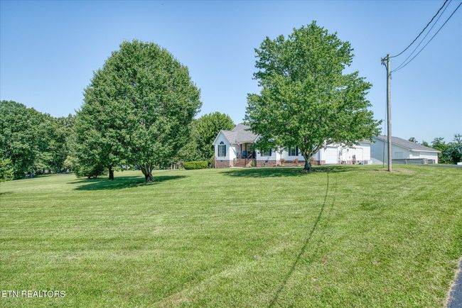 1036 Circle Dr, House other with 3 bedrooms, 2 bathrooms and null parking in Jamestown TN | Image 7
